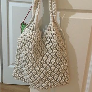 Women’s mesh hand bag